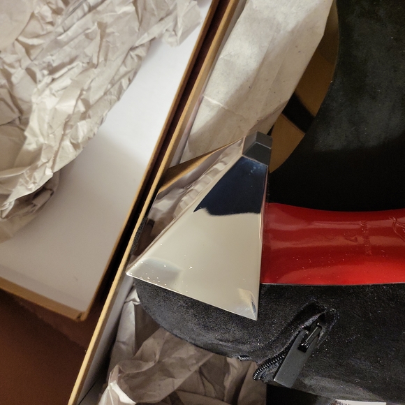 Christian Louboutin Xilo booties 55 size 37.5 fit! - Picture 6 of 7